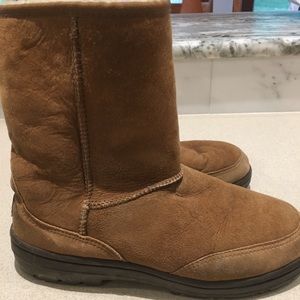 Ugg men’s ultra short boots